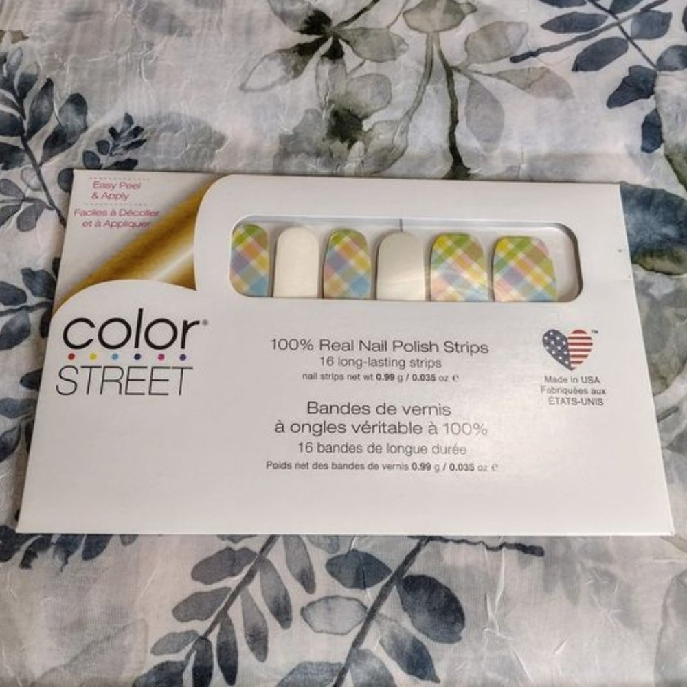 Color Street Nail Polish Strips - Spring Picnic